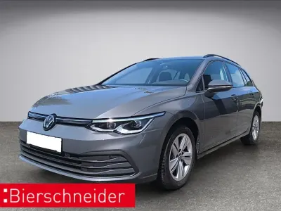 Second-hand VW Golf VIII Life 131 CP (96 kW) 2023 Gri Break