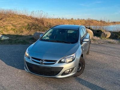 Gebraucht Opel Astra 136 PS (100 kW) 2015 Silber Kombi