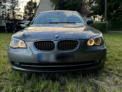Gebraucht BMW 525 197 PS (144 kW) 2008 Grau Limousine