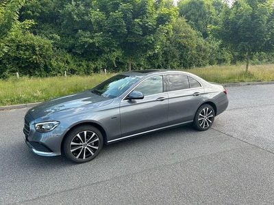 Grau Gebraucht 2020 Mercedes E300 Limousine | 30.900 € (Guter Preis)