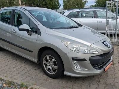 Gebraucht Peugeot 308 Tendance 120 PS (88 kW) 2008 Grau Limousine