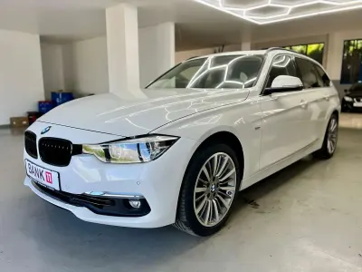 Gebraucht BMW 330 Luxury Line 252 PS (185 kW) 2018 Alpinweiss iii Kombi