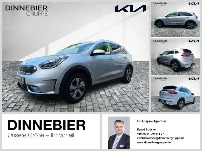 Gebraucht Kia Niro Spirit 141 PS (103 kW) 2018 Silber (metallic) SUV
