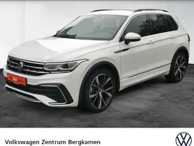 Używany VW Tiguan R-line 150 KM (110 kW) 2022 Biały SUV