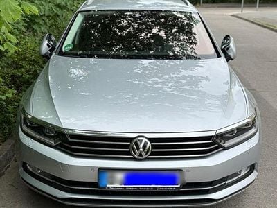 Gebraucht VW Passat Highline 150 PS (110 kW) 2019 Silber Kombi