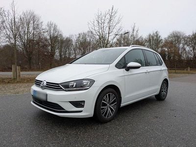 Usata VW Golf Sportsvan Allstar 110 CV (80 kW) 2016 Bianco Monovolume