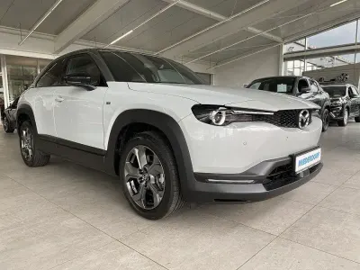 Gebraucht Mazda MX30 Makoto 106 kW (145 PS) 2023 Ceramic (metallic) SUV