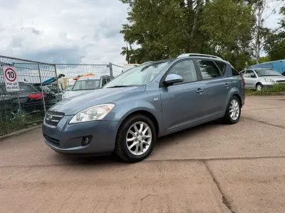 Gebraucht Kia Ceed Sportswagon EX 116 PS (85 kW) 2008 Blau Kombi