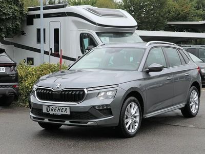 Graphitegrau metallic Gebraucht 2024 Skoda Kamiq Selection SUV | 27.289 € (Fairer Preis)