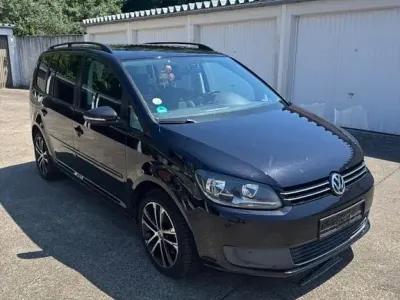 Gebraucht VW Touran 140 PS (102 kW) 2011 Schwarz Van / Kleinbus