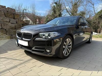 Gebraucht BMW 520 Sport Line 190 PS (139 kW) 2016 Andere farben Kombi