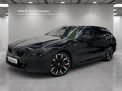 Gebraucht BMW 550e M Sport 489 PS (359 kW) 2025 Schwarz Limousine