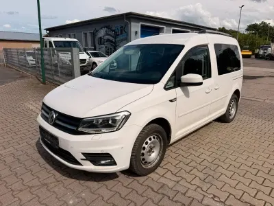 Gebraucht VW Caddy Highline 150 PS (110 kW) 2019 Weiß Van / Kleinbus