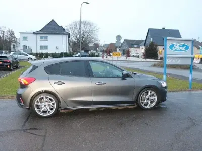Second-hand Ford Focus ST 190 CP (139 kW) 2020 Gri Berlinǎ
