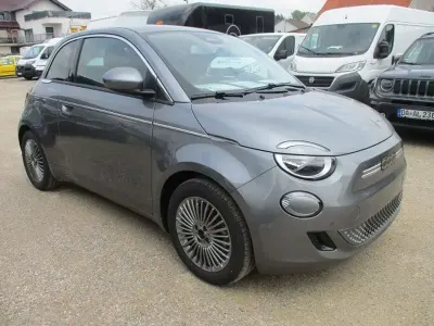 Gebraucht Fiat 500e 86 kW (118 PS) 2024 Mineral grau Limousine