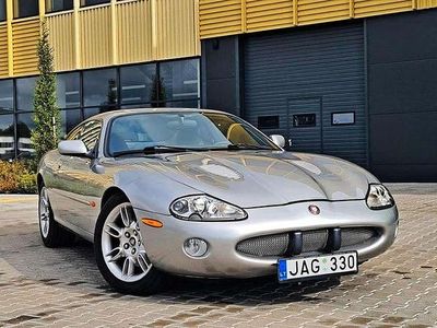 Jaguar XKR