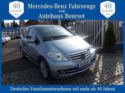 Gebraucht Mercedes A180 Elegance 116 PS (85 kW) 2010 Blau Van / Kleinbus