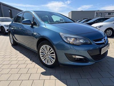 Używany Opel Astra Edition 136 KM (100 kW) 2015 Niebieski Sedan/Limuzyna