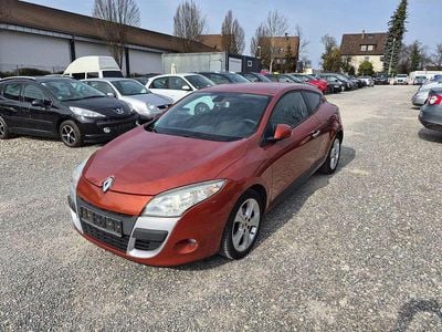 Gebraucht Renault Mégane Coupé Dynamique 110 PS (80 kW) 2009 Orangefarben cayenne Coupé