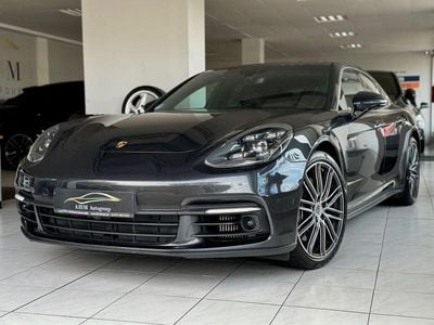 Porsche Panamera 4