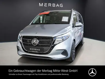 Gebraucht Mercedes V220 Style 163 PS (119 kW) 2025 Hightechsilber metallic Van / Kleinbus