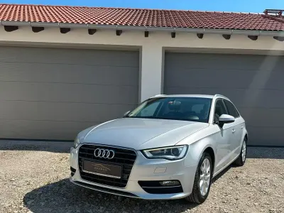 Gebraucht Audi A3 Attraction 122 PS (89 kW) 2013 Silber Limousine