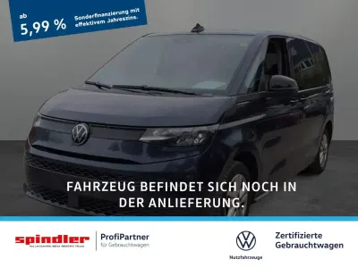 Gebraucht VW Multivan Basis 218 PS (160 kW) 2022 Blau Van / Kleinbus