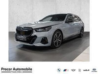 Nouă BMW 530e M Sport 299 CP (219 kW) 2026 Gri Break