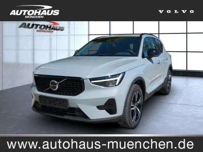 Gebraucht Volvo XC40 Plus 129 PS (94 kW) 2024 Vapour grey / (metallic) SUV