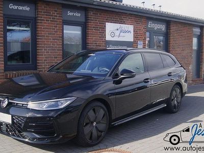 Gebraucht VW Passat R-line 193 PS (141 kW) 2024 Schwarz Kombi