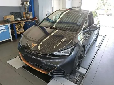 Gebraucht Cupra Born 150 kW (204 PS) 2023 Grau Kleinwagen