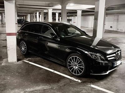 Gebraucht Mercedes C300 AMG 245 PS (180 kW) 2015 Schwarz Kombi