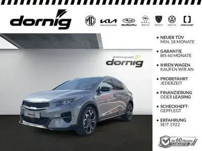 Używany Kia XCeed Black Xdition 204 KM (150 kW) 2022 Srebrny SUV