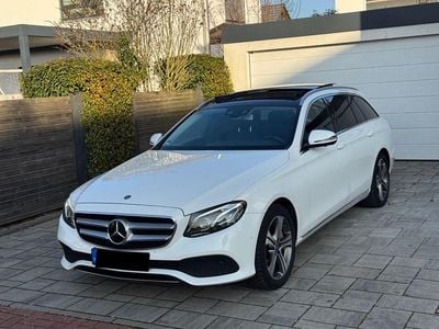 Weiß Gebraucht 2019 Mercedes E400 Avantgarde Kombi | 21.500 €