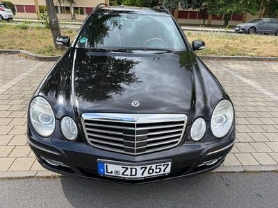 Mercedes E320