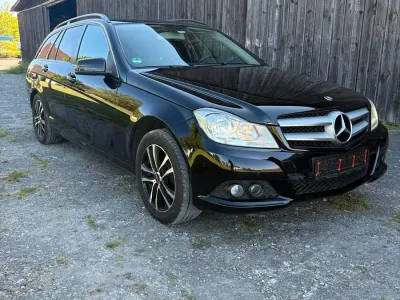 Gebraucht Mercedes C200 170 PS (125 kW) 2012 Schwarz Kombi
