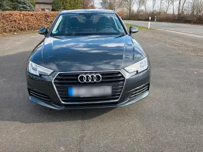 Gebraucht Audi A4 Ambiente 150 PS (110 kW) 2017 Grau Limousine