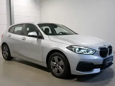 Usata BMW 118 Advantage 150 CV (110 kW) 2020 Argento Utilitaria