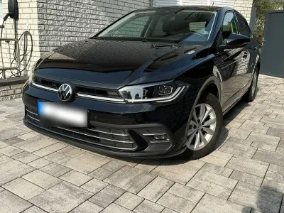 Gebraucht VW Polo Style 95 PS (69 kW) 2023 Schwarz Kleinwagen