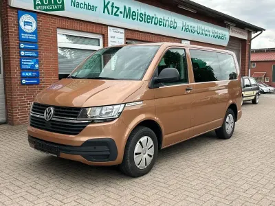 Gebraucht VW Multivan Trendline 150 PS (110 kW) 2021 Braun Van / Kleinbus