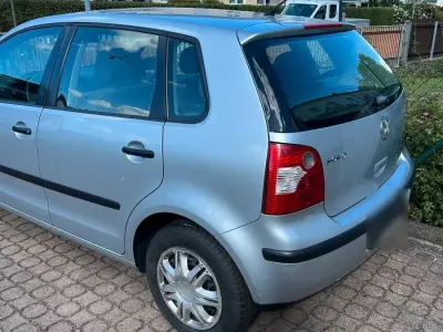 Gebraucht VW Polo 64 PS (47 kW) 2003 Silber Limousine