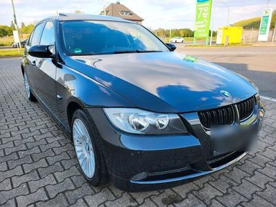 gebraucht BMW 318 i *Automatik*Klimaautotaik*SHZ*Leder*Tempomat*sciebedach*