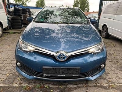 Toyota Auris Hybrid