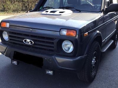 Gebraucht Lada Urban 77 PS (56 kW) 2017 SUV