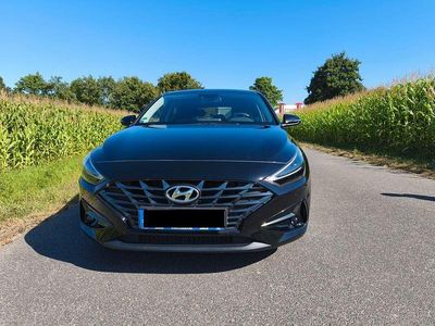 Schwarz Gebraucht 2021 Hyundai i30 Edition 30 Limousine | 16.499 € (Etwas zu teuer)