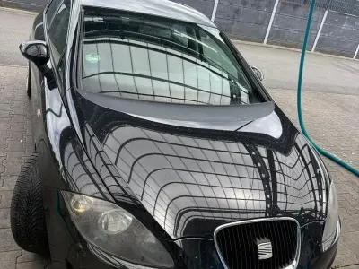 Gebraucht Seat Leon Reference 105 PS (77 kW) 2011 Schwarz Kleinwagen