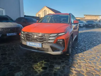 Neu Hyundai Tucson GO! 160 PS (117 kW) 2025 Orange SUV