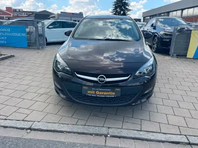 Gebraucht Opel Astra Style 140 PS (102 kW) 2015 Braun Limousine