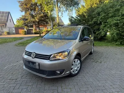 Gebraucht VW Touran Match 140 PS (102 kW) 2013 Gelb Van / Kleinbus