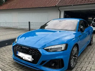 Używany Audi RS5 Sportback 450 KM (330 kW) 2020 Niebieski Sedan/Limuzyna